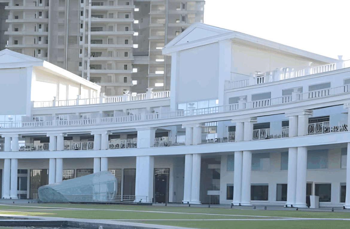 Amanora Facade Project